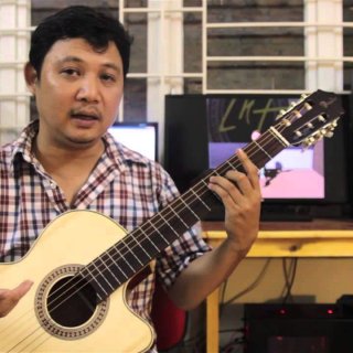 Học guitar đệm hát với Lê Hùng Phong:: Bài hợp âm chặn và di chuyển