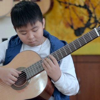 Lê Thạch: Carulli 18 & Ngày xưa ơi - Guitar Solo